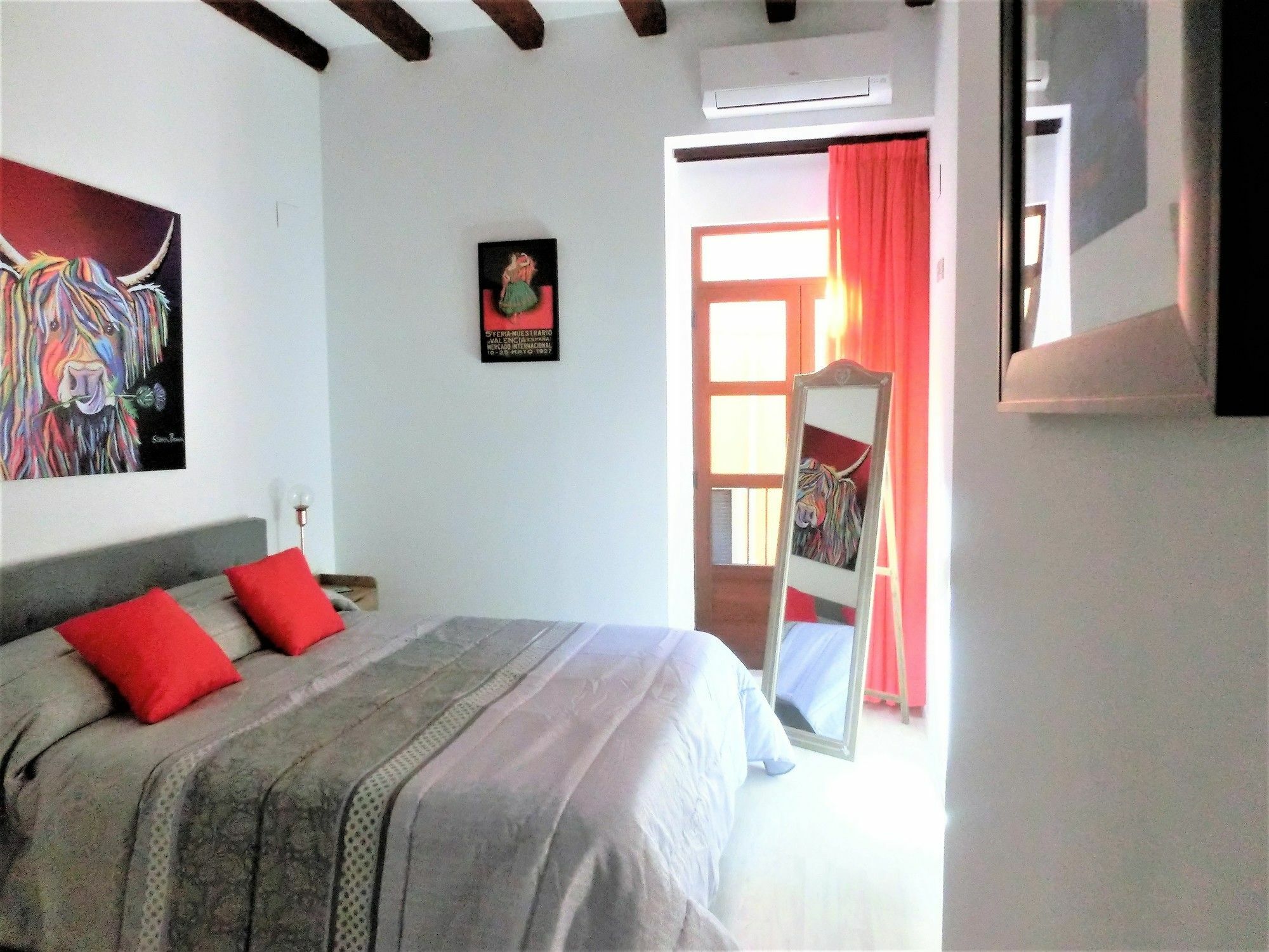 Total Valencia Lonja Apartment Exterior photo